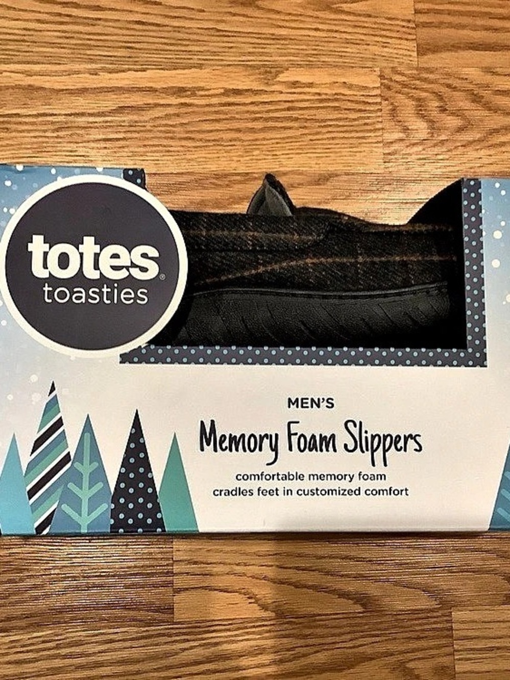 totes toasties Memory Foam Slippers charcoal and brown LG NWT